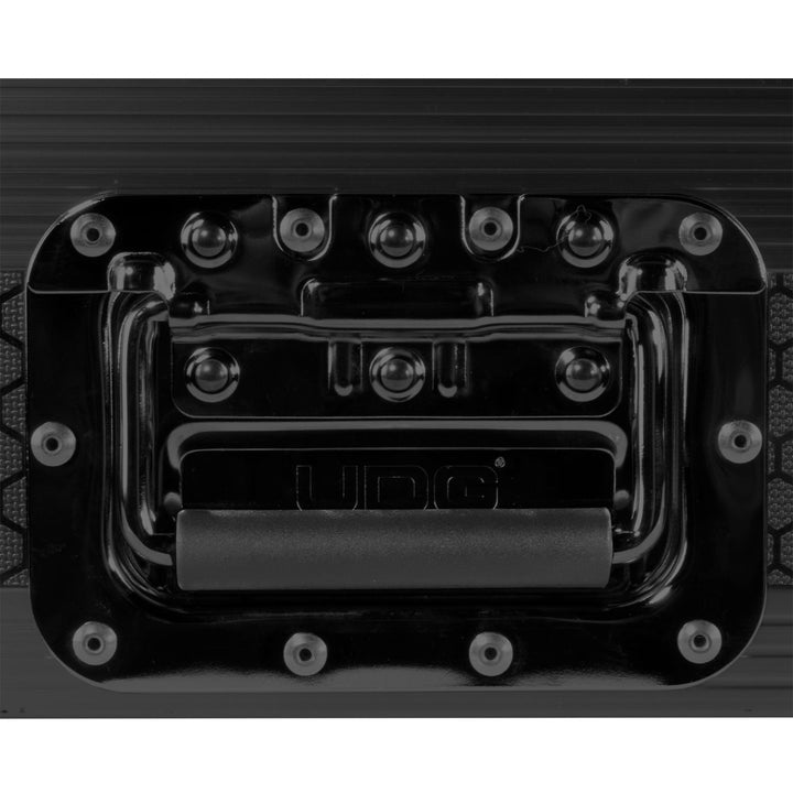 UDG Ultimate Flight Case Pioneer DJ CDJ-3000/ 900NXS2 Black Plus (Laptop Shelf + Wheels)