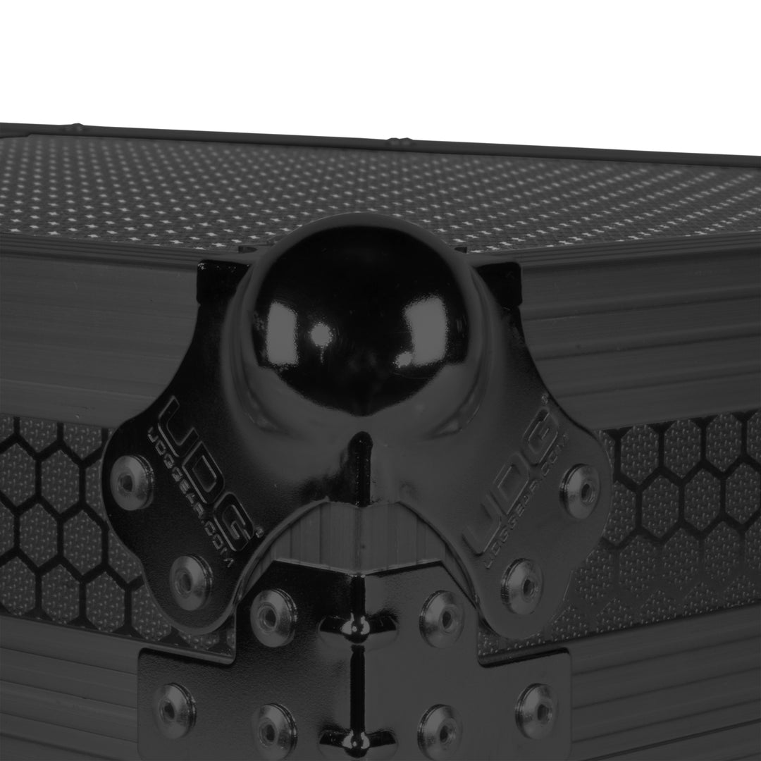 UDG Ultimate Flight Case Single Turntable Battle/ PLX-CRSS12 & 10"/12" Mixer Black Plus (Laptop Shelf, Trolley & Wheels)