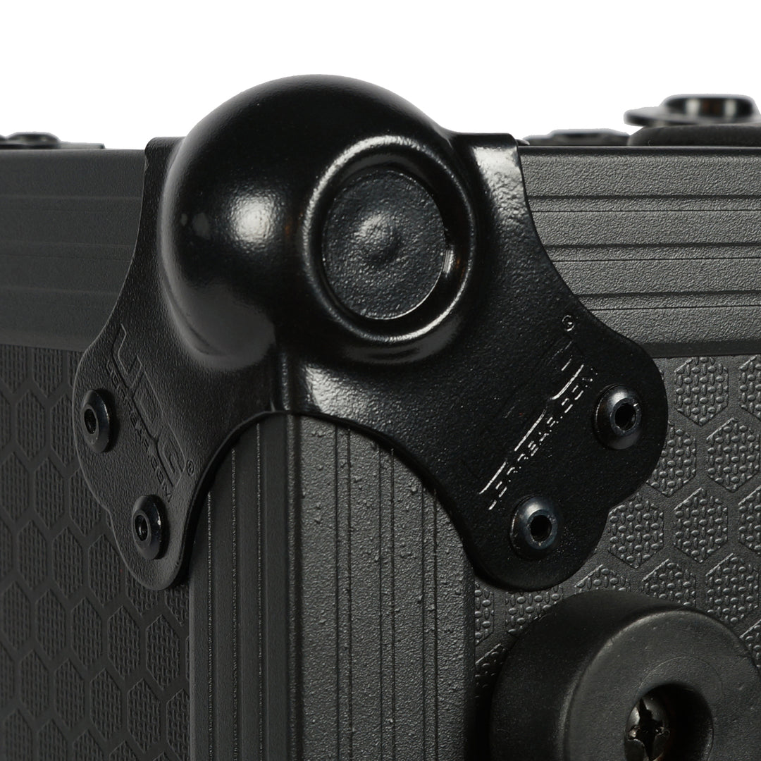 UDG Ultimate Stackable Ball corner+rivets Black MK2 for Flight Cases ...