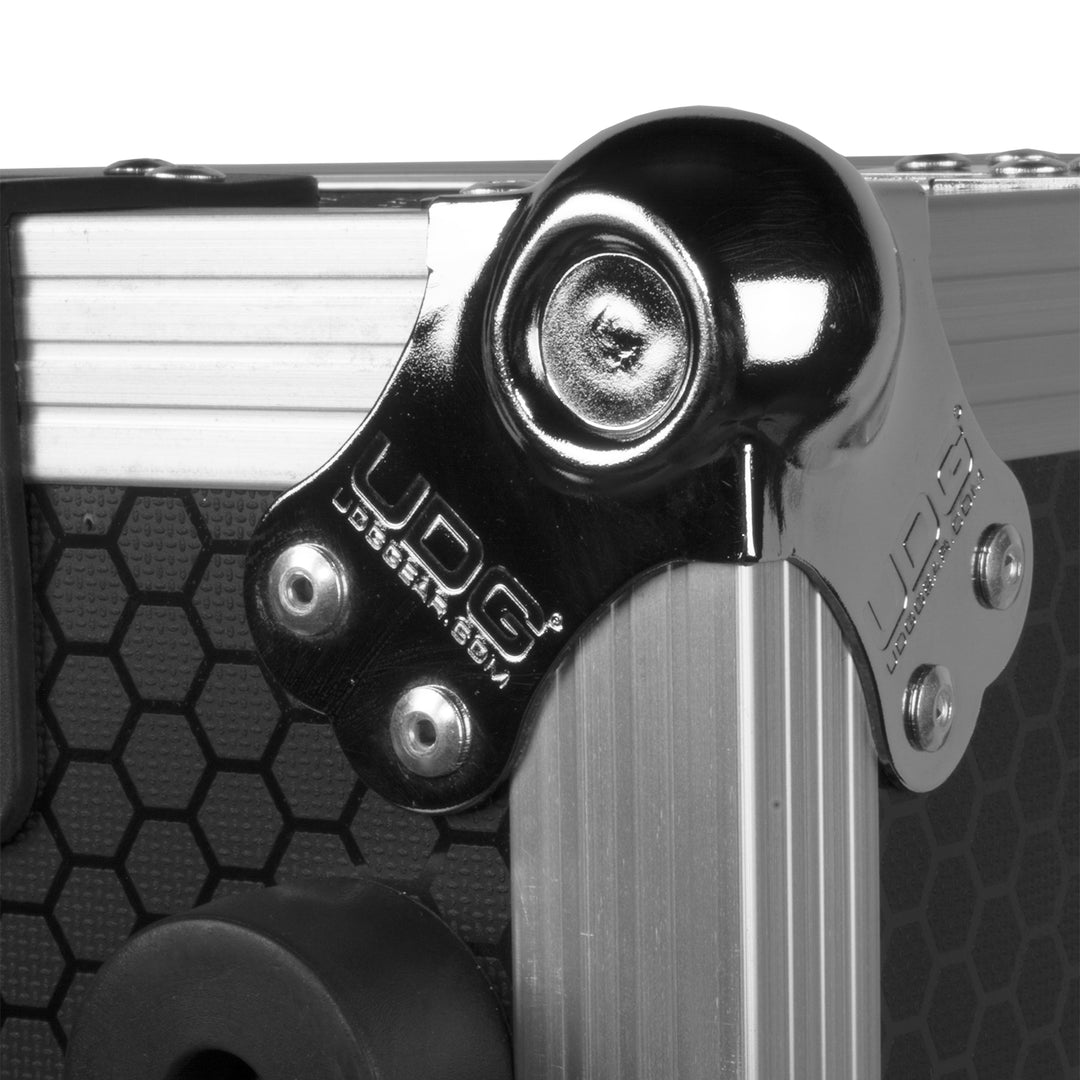UDG Ultimate Stackable Ball corner+rivets Black MK2 for Flight Cases ...