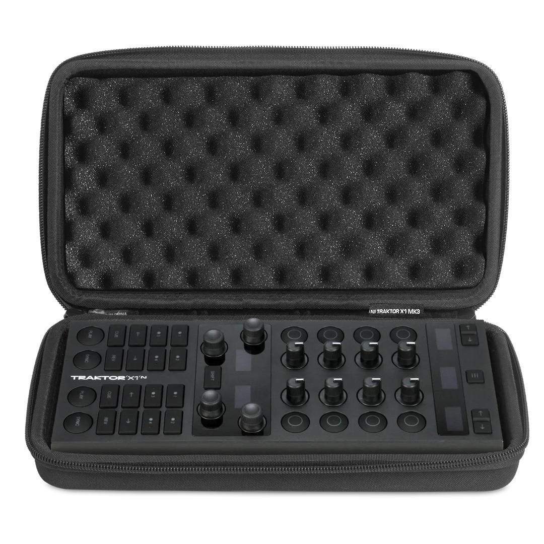 UDG Creator NI Traktor Z1 MK2/ X1 MK3/ Reloop Mixtour Pro Hardcase Black