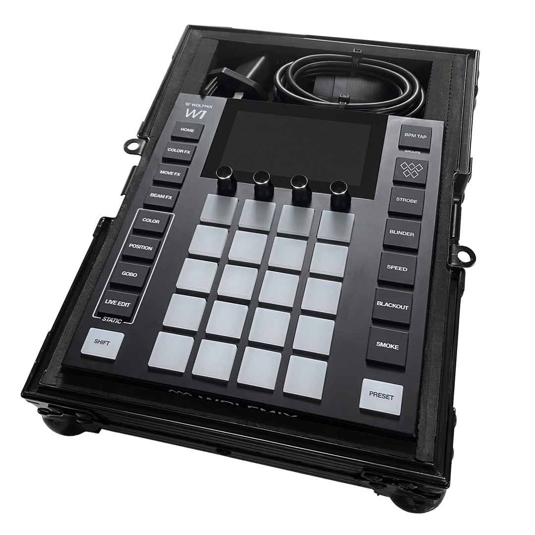 UDG Ultimate Flight Case Wolfmix W1 MK3 Black