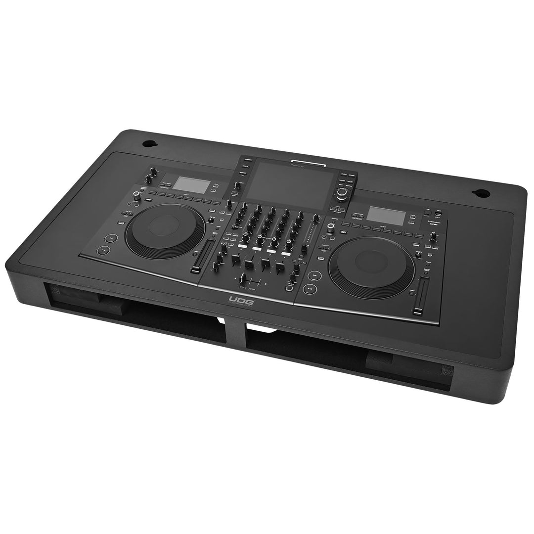 UDG Ultimate Pioneer DJ OPUS-QUAD Faceplate Black OPUS-QUAD装着イメージ